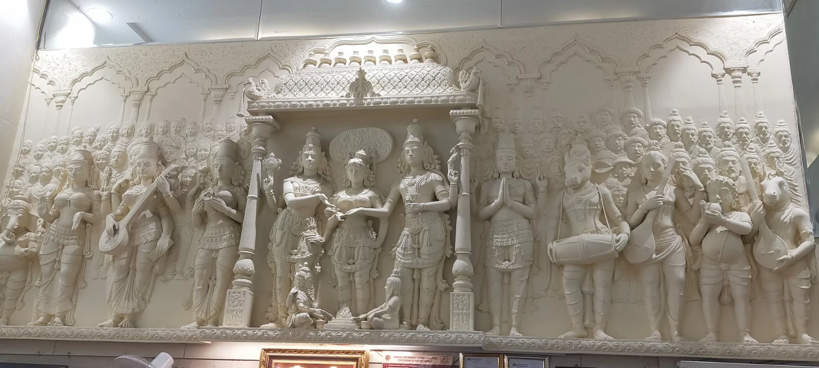 Indian Arts and Decorators