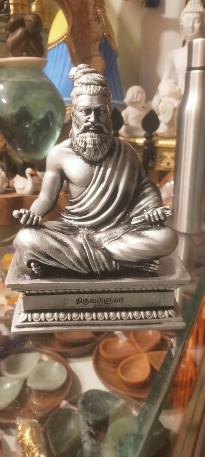  Indian Arts and Decorators